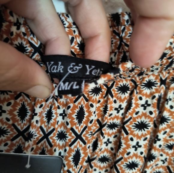 NWT Patterned A-line midi skirt - Picture 8 of 10